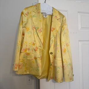 Vintage Escada Yellow silk Floral Blazer size 36 (small)